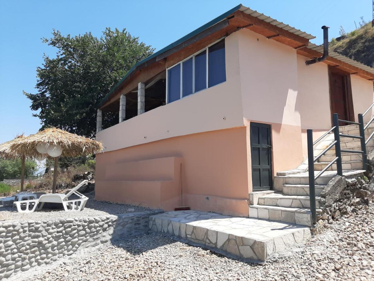 Skadar Lake House Virpazar Eksteriør billede